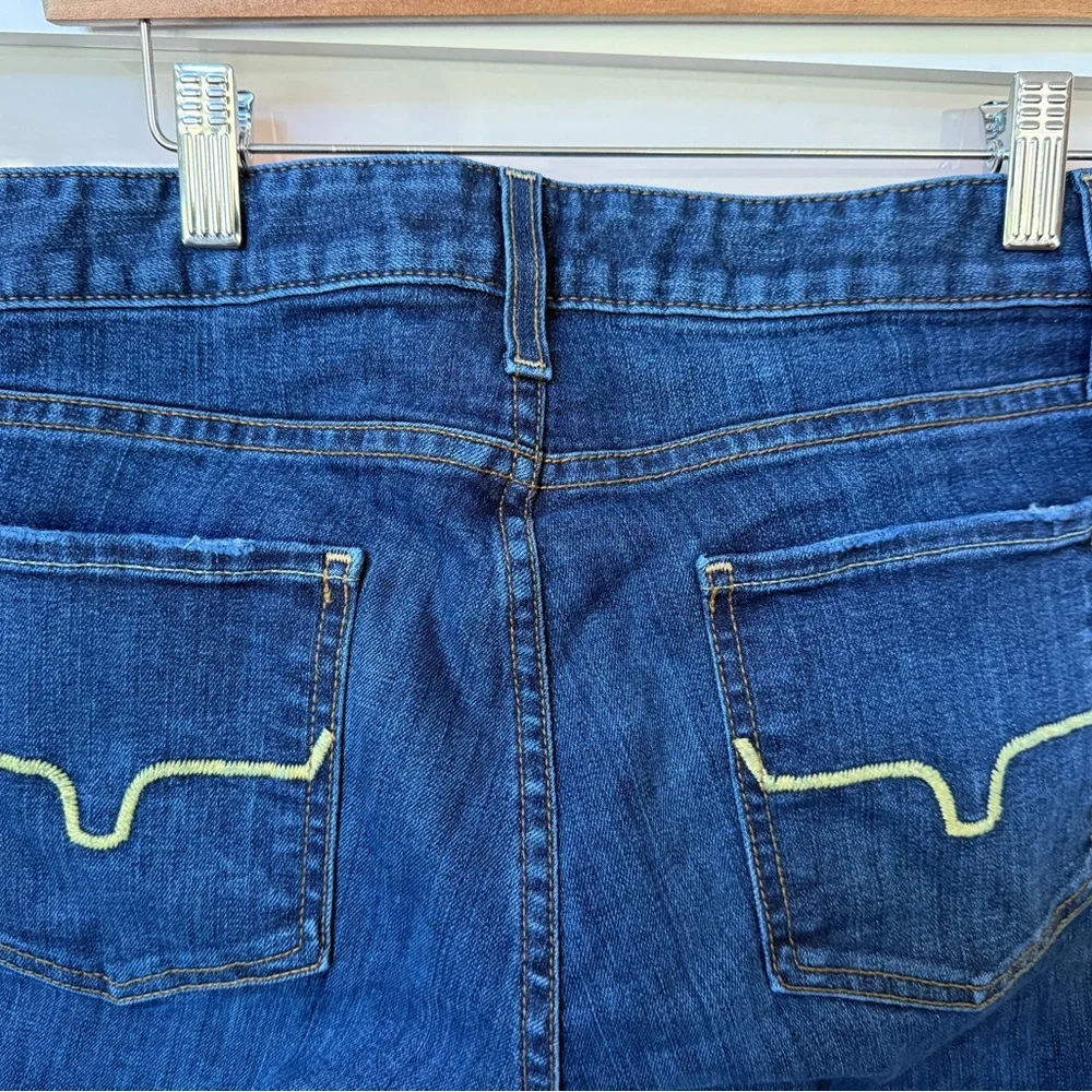 Kimes Ranch Sarah Women's Boot Cut Jeans - Picture 3 of 7